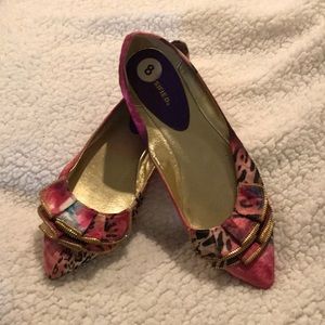 Cheetah/pink print flats with ruffle